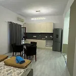 Center Apartment *